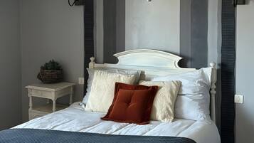 WiFi, bed sheets