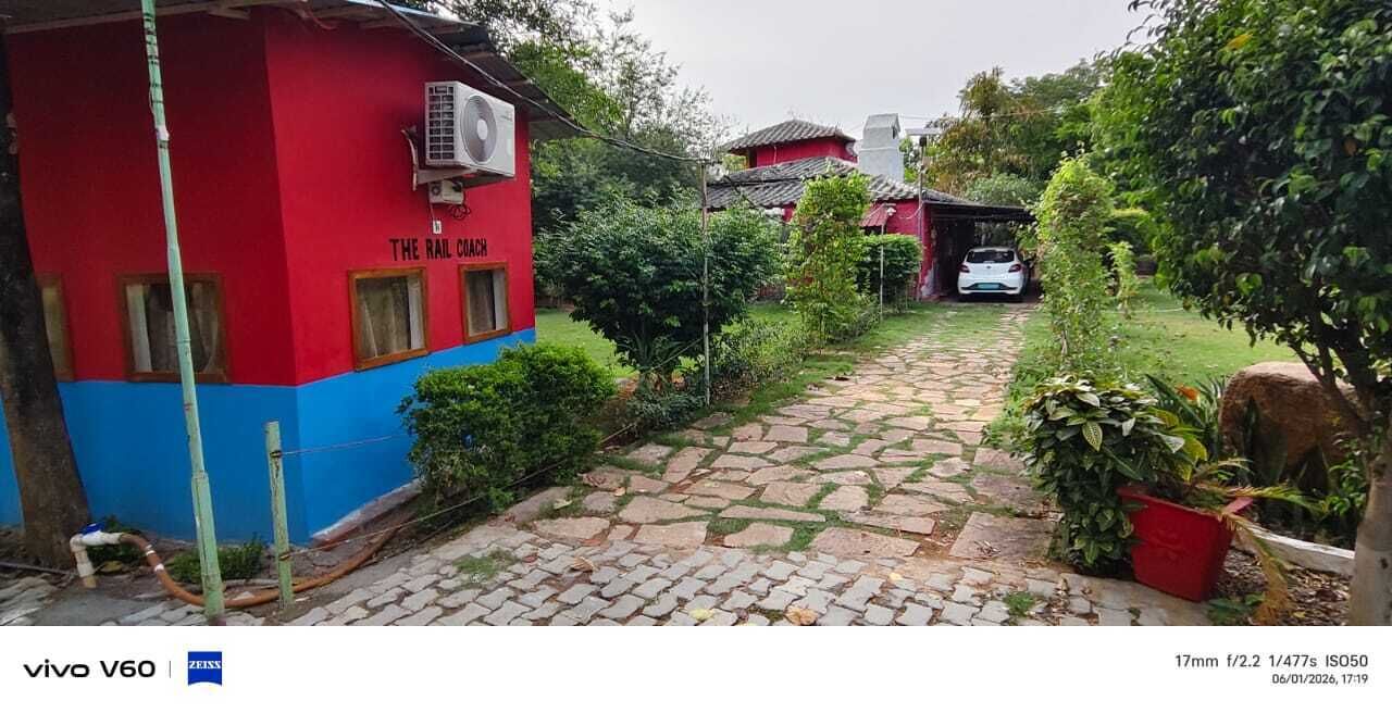 Premier Quadruple Room, Garden View | Desk, free WiFi