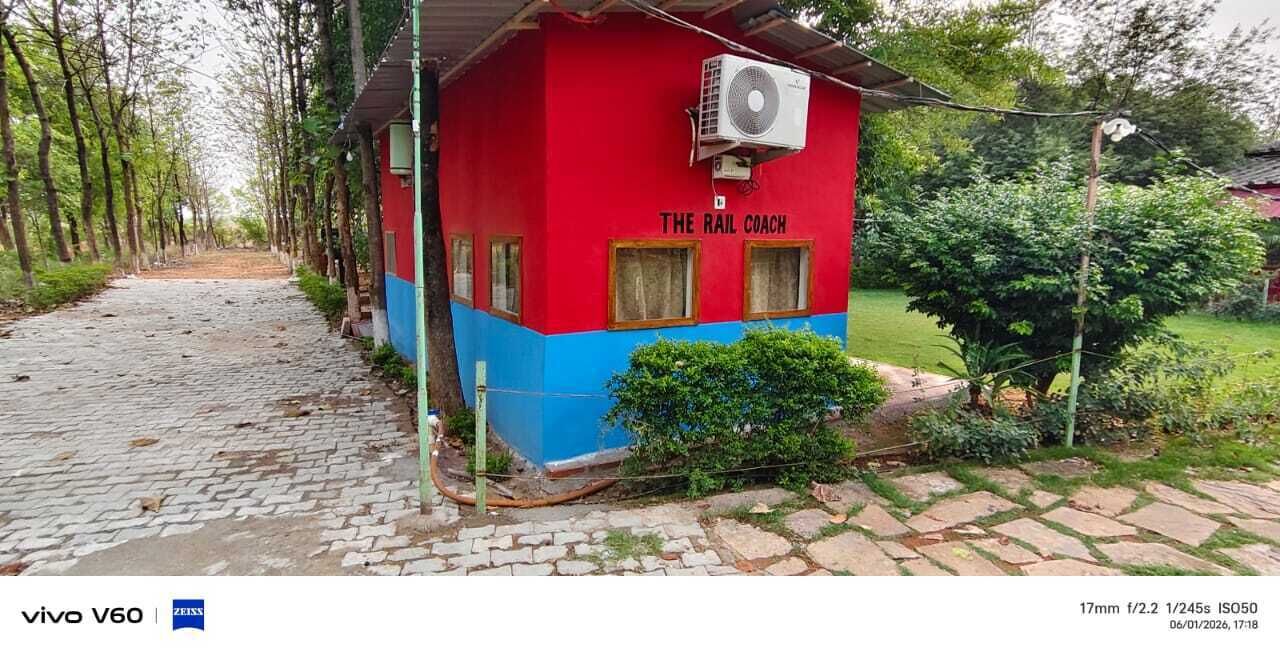 Premier Quadruple Room, Garden View
