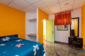 Design Double Room, Garden View | Desk, free WiFi - Jhansi Authentic Farm Village (Jhansi)