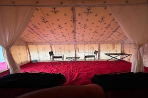 Premium Tent | Interior
