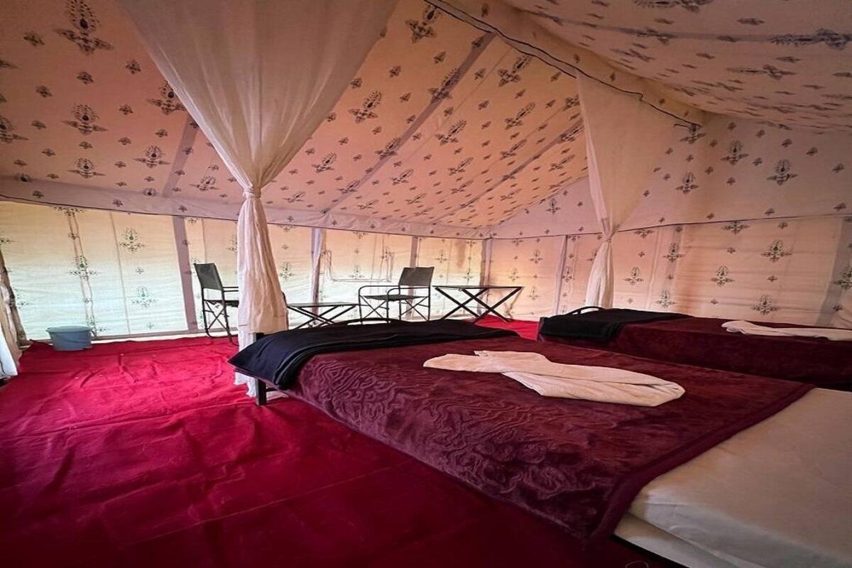 Premium Tent | Free WiFi