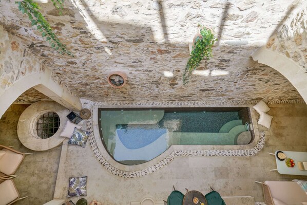Villa | Pool - Kamares Villa, a 1912 Stonebuilt Estate With Heated Pool! (Mylopotamos)