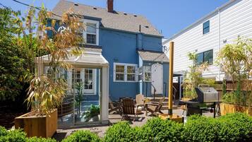 House, 3 Bedrooms | Outdoor dining