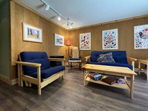 Condo, 1 Bedroom | Living area | Smart TV - Pet-friendly Condo With Patio - Creekside 83 1 Bedroom Condo (Arnold)