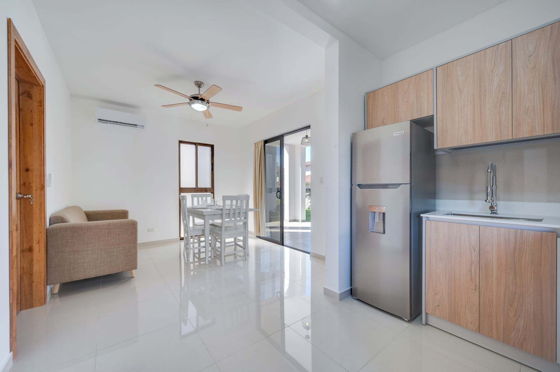 Standard Condo, Courtyard View | Private kitchen | Fridge, microwave, stovetop, cookware/dishes/utensils