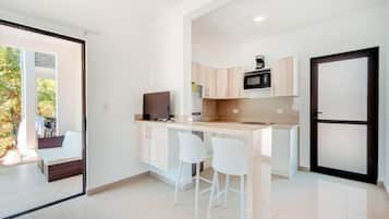 Appartement Supérieur, patio, vue cour intérieure | Coin séjour