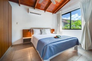 Villa, vue cour intérieure | Wi-Fi gratuit, draps fournis