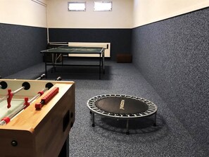 Spielezimmer