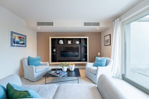 Fernseher
