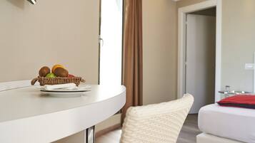 Junior Suite, Lake View