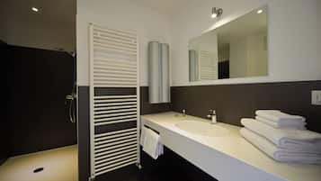 Exclusive Double Room, Lake View | Bathroom | Shower, hair dryer, towels, soap