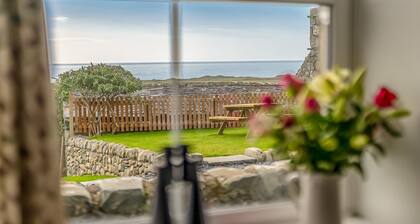 A self catering cottage that sleeps 6 guests in 3 bedrooms