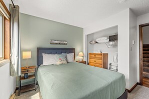 Room - Shadow Run | Spacious 3BR + Loft Retreat (Steamboat Springs)