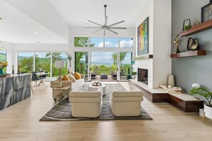 Smart TV, fireplace, video games - Casa del Sueno - Big Canoe, GA (Big Canoe)
