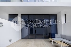 House | Property grounds - Bloomfields 3BR Th in The Gate Masdar (Masdar)