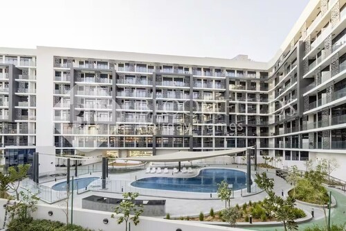 Bloomfields 3BR Th in The Gate Masdar