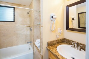 Hair dryer, towels - Stay in Style! Chic Kitchenette, Flat Screen, WiFi, AC–Waikiki Grand 619 (Honolulu)