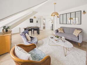 TV - 200m from beach – Charming flat for 4 (Dinard)