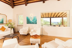 Living area - DomoSalina sea view Villa in Tuscany. Five minutes walking distance to the sea. (Monte Argentario)