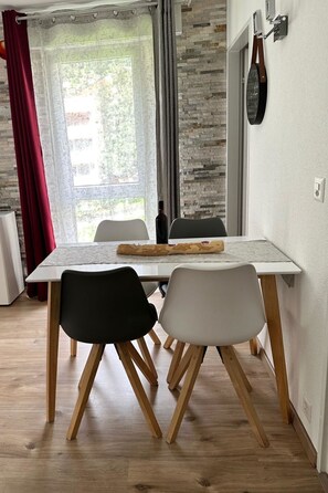 Dining - Fortuna 202 # 4-bed apartment, Dusche, WC 4-Bettwohnung, Dusche, WC by Interhome (Leukerbad)