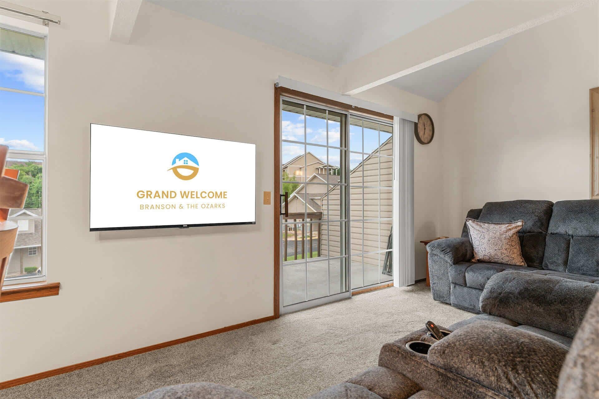 Condo, Multiple Beds, Mountain View (The Cozy Groves) | Living area