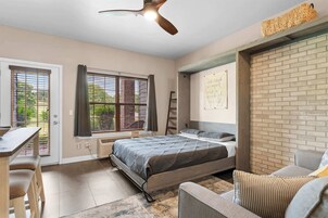 1 bedroom, individually decorated, individually furnished