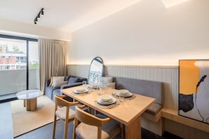 Dining - Myla - 1BR Loft in Condesa with balcony (Mexico City)