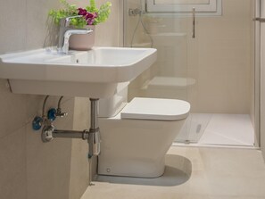Apartment | Badezimmer