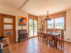 Apartment | Dining - Apartment in Argentona (Argentona)