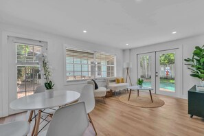 Interior - Sun of a Beach - 4Bed Tropical Getaway (Fort Lauderdale)
