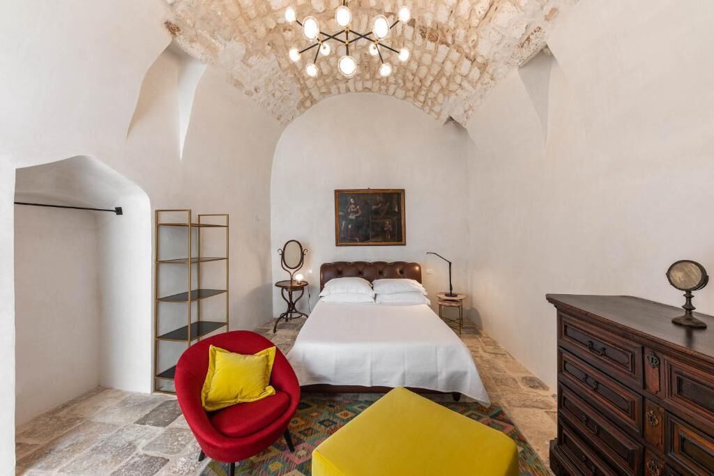 In-room safe, iron/ironing board, free WiFi