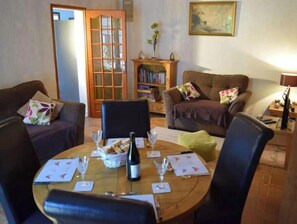 Dining - La Landelle | Dog-Friendly Country Cottage with an Enclosed Garden in Normandy (varenguebec)