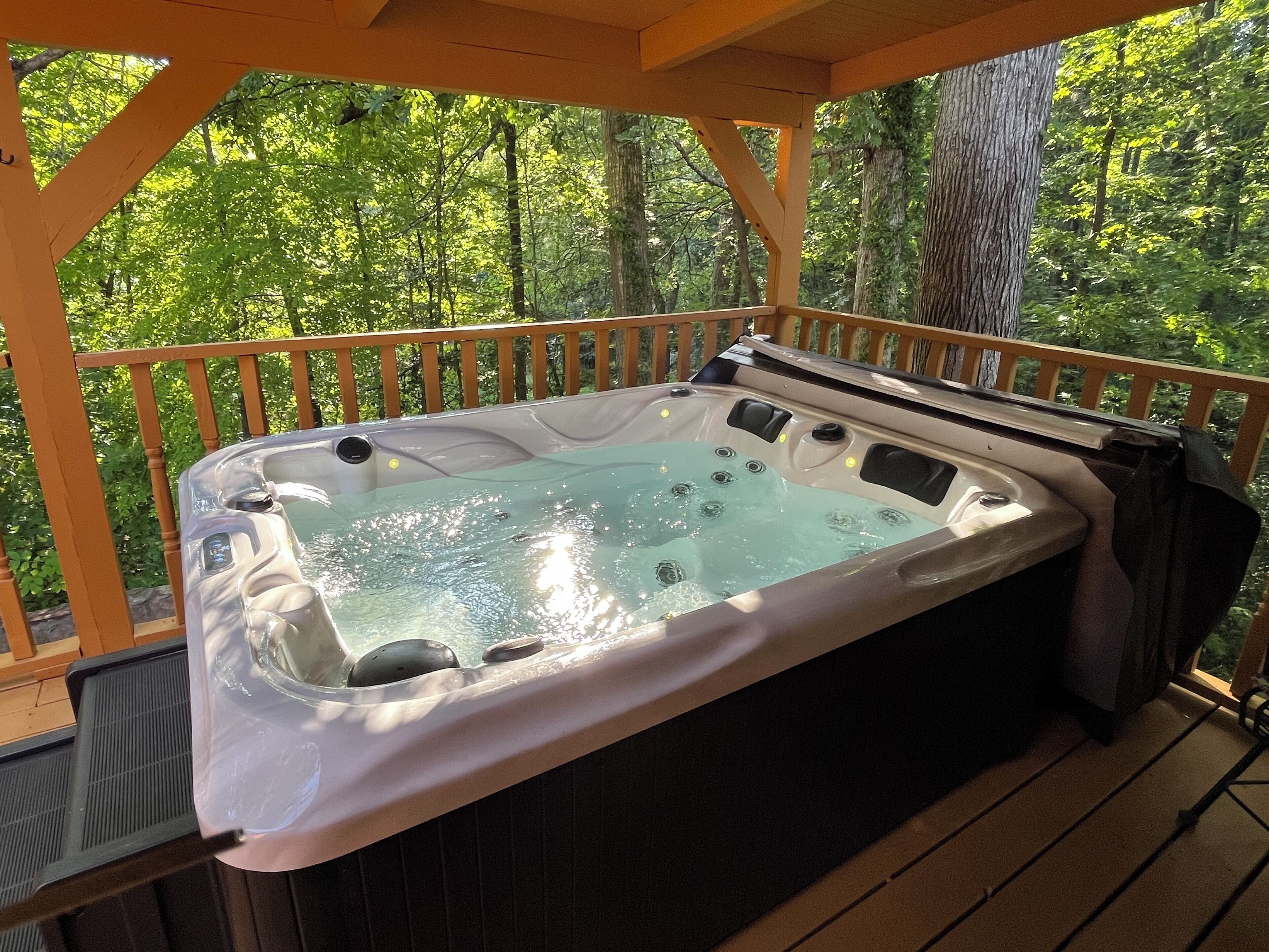Outdoor spa tub