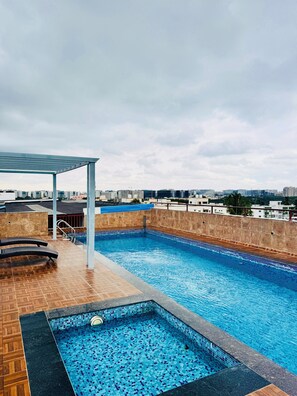 Pool - Executive Nest (Bengaluru)