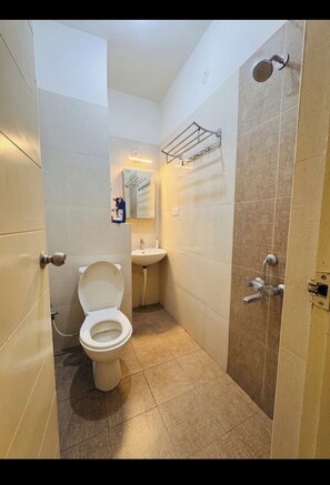 Bathroom - Executive Nest (Bengaluru)