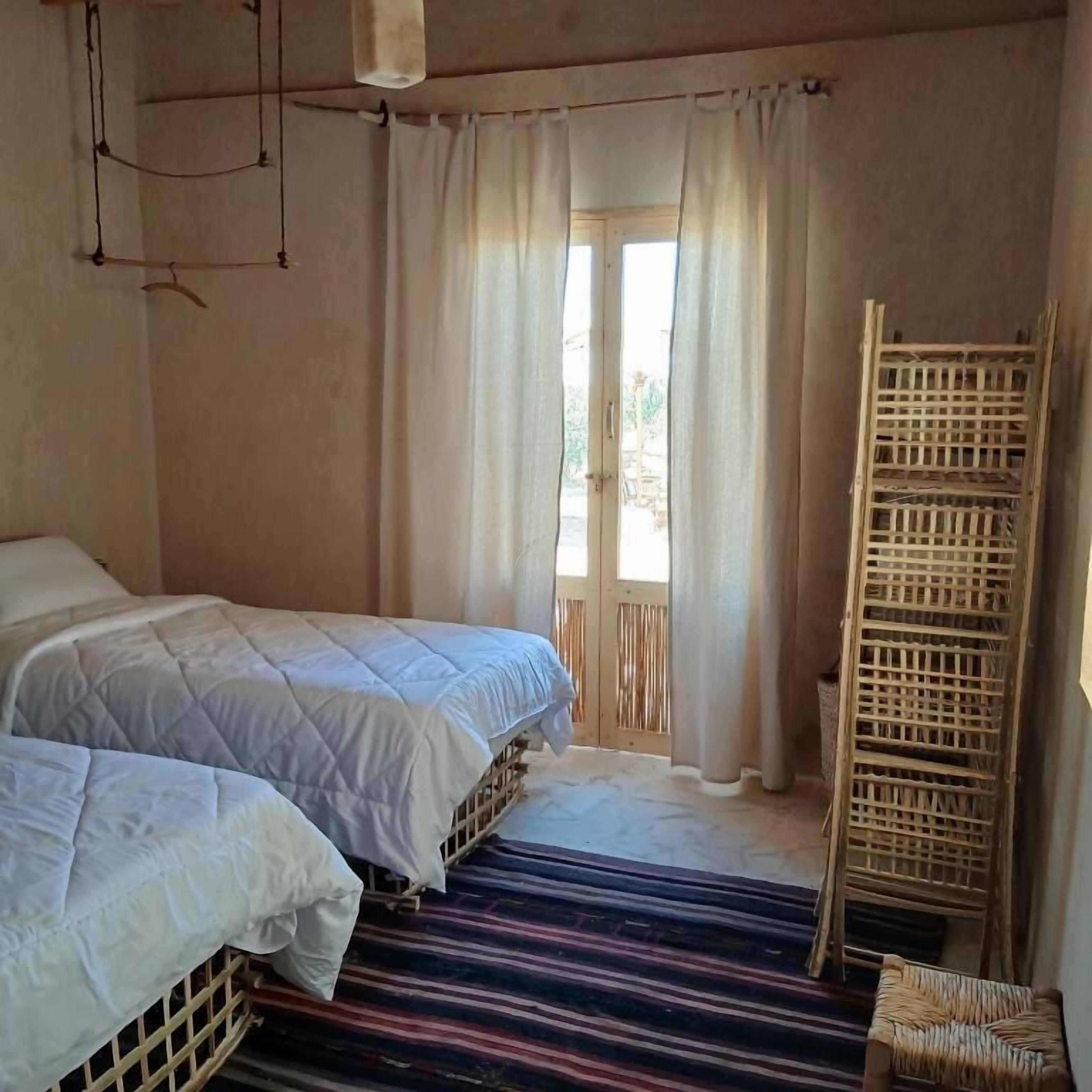 Superior Double Room, Balcony, Pool View | Langsir/tirai gelap terus, kalis bunyi, seterika/papan seterika 