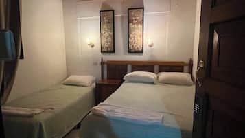 Classic Double or Twin Room, Multiple Beds | Free WiFi
