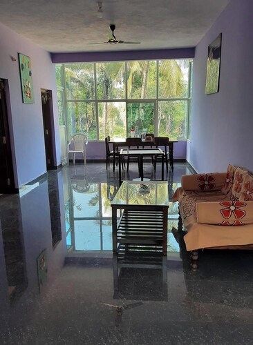 River valley home stay 
Getaway with peace in the Heart of nature
