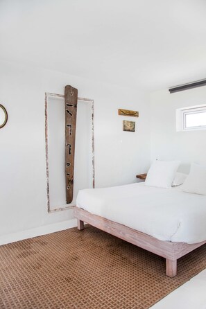 Deluxe Suite, Patio, Ocean View | Desk, laptop workspace