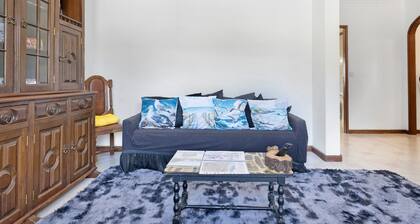 'Cantinho da Mariana' Apartment with Private Terrace, Shared Garden and Wi-Fi