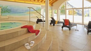 Un área de spa con un jacuzzi, asientos y vistas a las montañas.