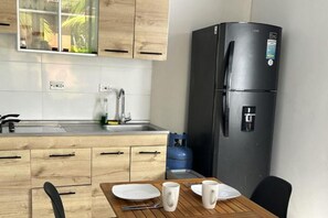 Private kitchen - House on the Beach, Oceanfront, Suite-Style House (Colombia)