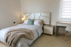 WiFi, bed sheets - House on the Beach, Oceanfront, Suite-Style House (Colombia)