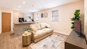 Living area - Newly Renovated 1-Bed Flat | Ripon Town Centre (Ripon)