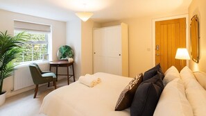 Room - Newly Renovated 2-Bed Flat | Ripon Town Centre (Ripon)