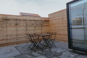 Ulkoruokailutilat
