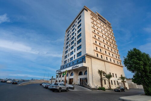 Deluxe King Vibes Stylish Stay in Jeddah