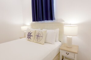Ferros/tábuas de passar roupa, Wi-Fi, roupa de cama