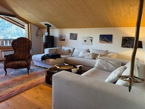 Living area - Furkasunna by Arosa Holiday Appartement/Fewo, Dusche oder Bad, WC, 7-Bettwohnung by Interhome (Arosa)